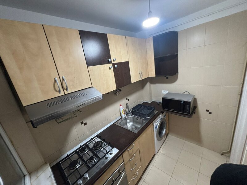 Dristor, Park Lake, garsoniera.